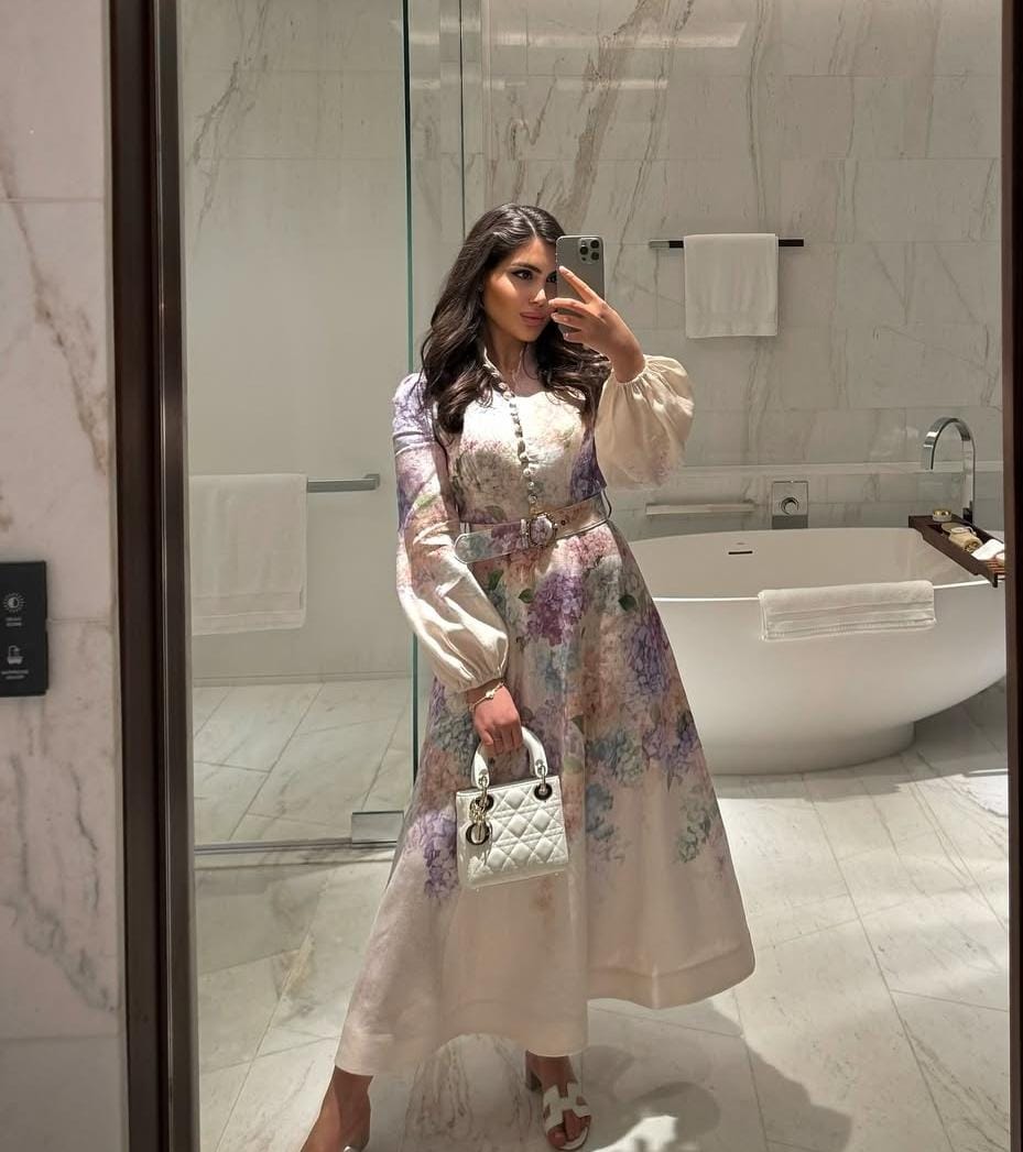 Beautiful Floral Dress FT130