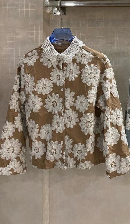 Beautiful Flower Shirt FT083