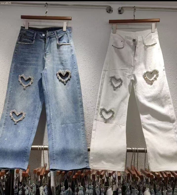 Beautiful Heart Shaped Cutout Denim FT057
