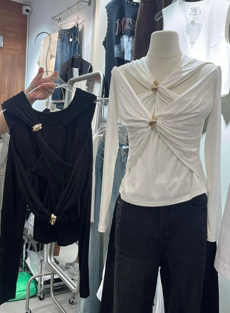 Beautiful Knot Detailed Top FT074