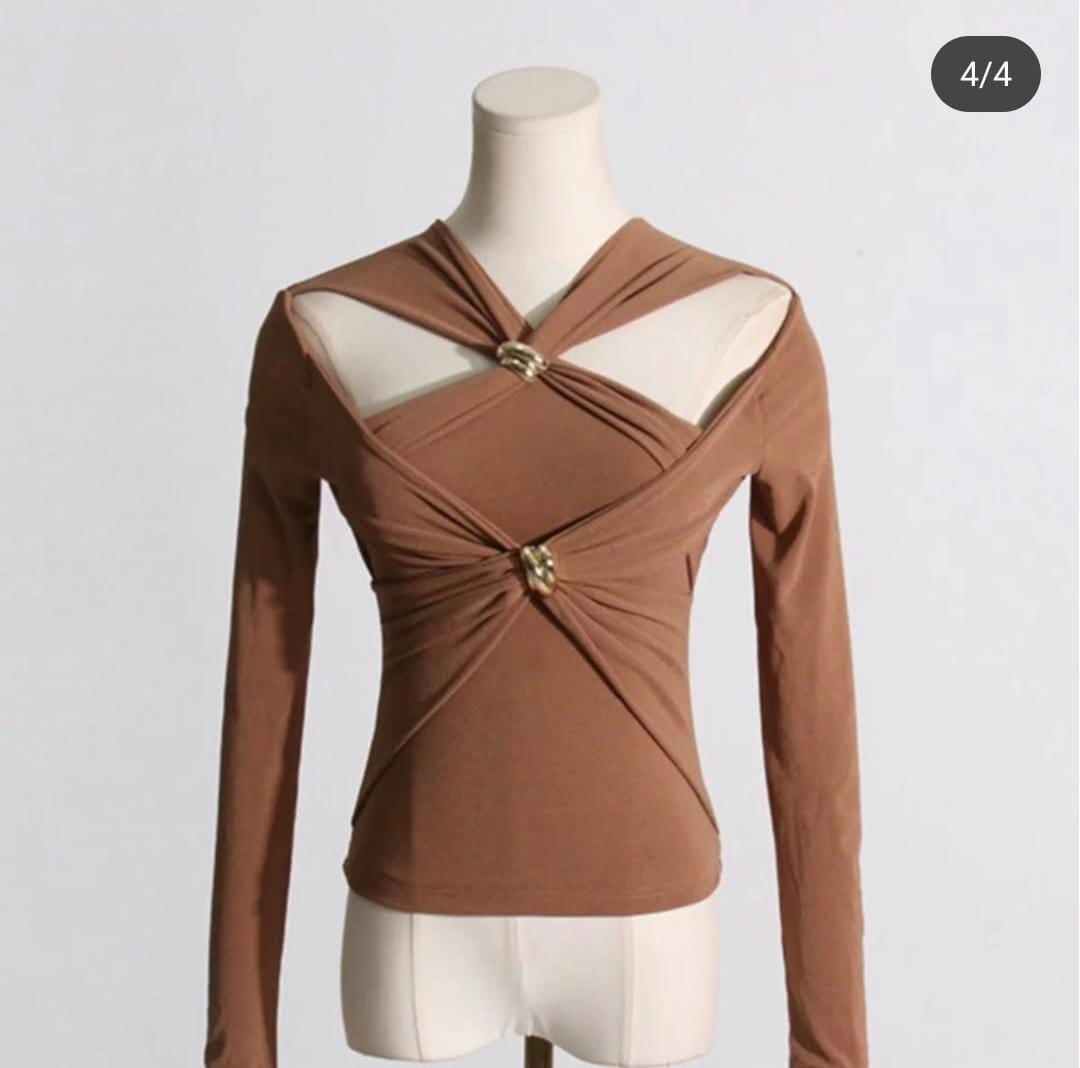 Beautiful Knot Detailed Top FT074