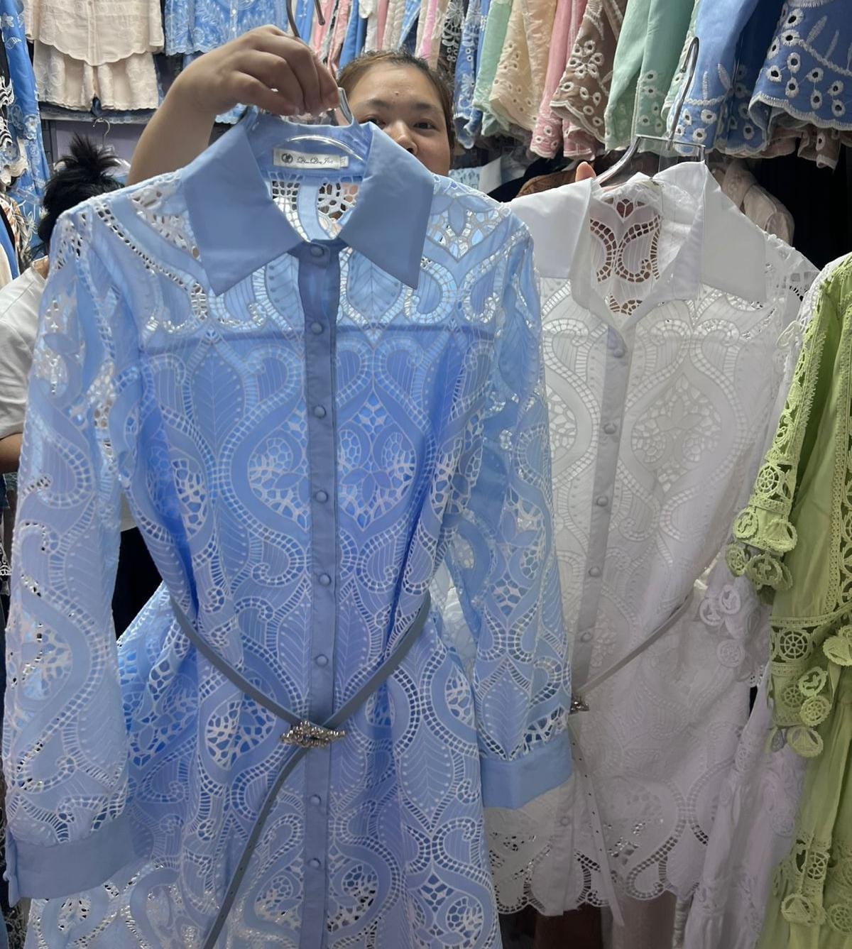 Beautiful With Cutout Work FT153