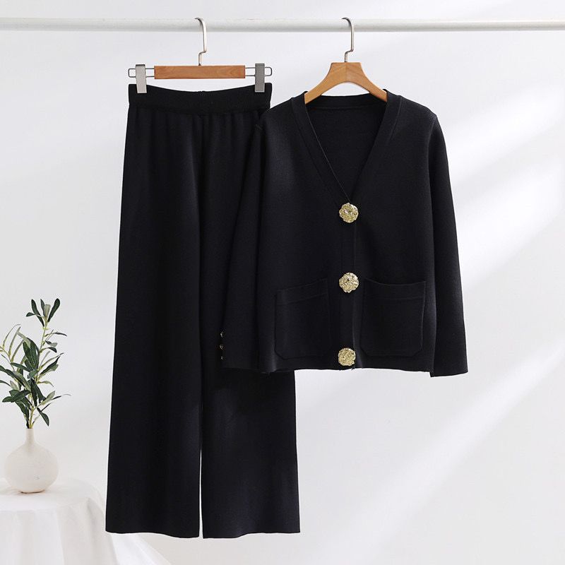 Beautiful Woollen Cord Set With Front Pockets FT002