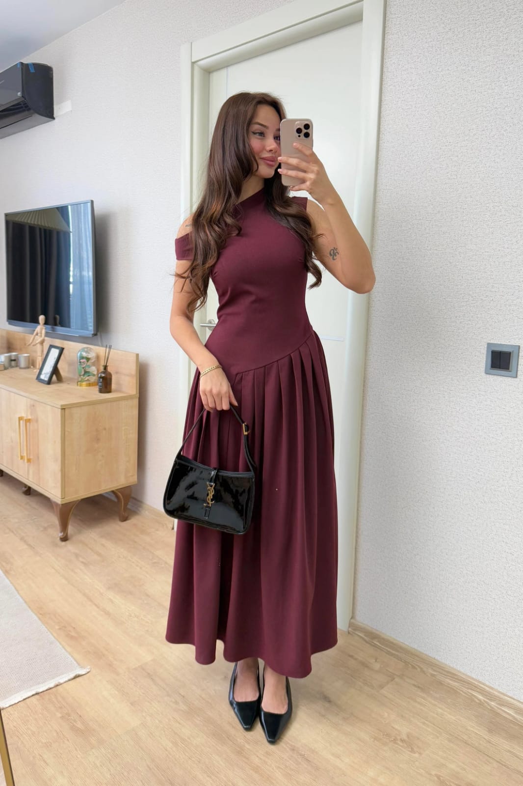 Elegant Slope Neck Slim Fit Dress FT035