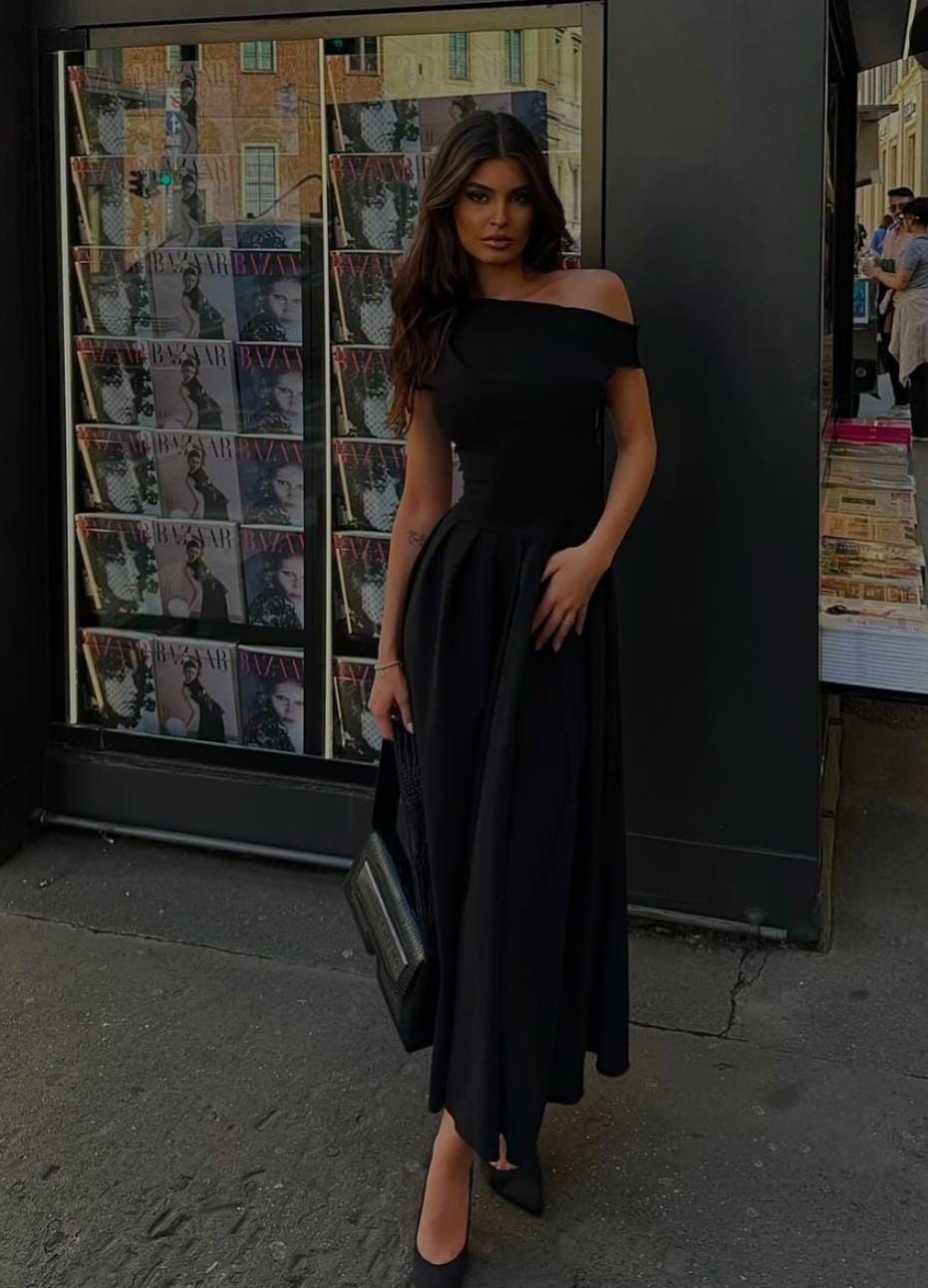 Elegant Slope Neck Slim Fit Dress FT035
