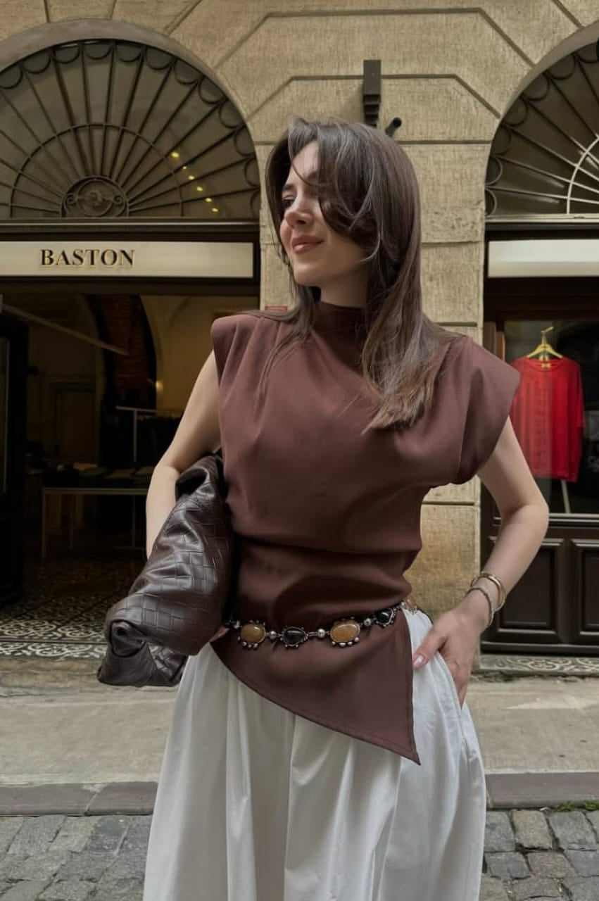 Stunning Asymmetrical Top FT262