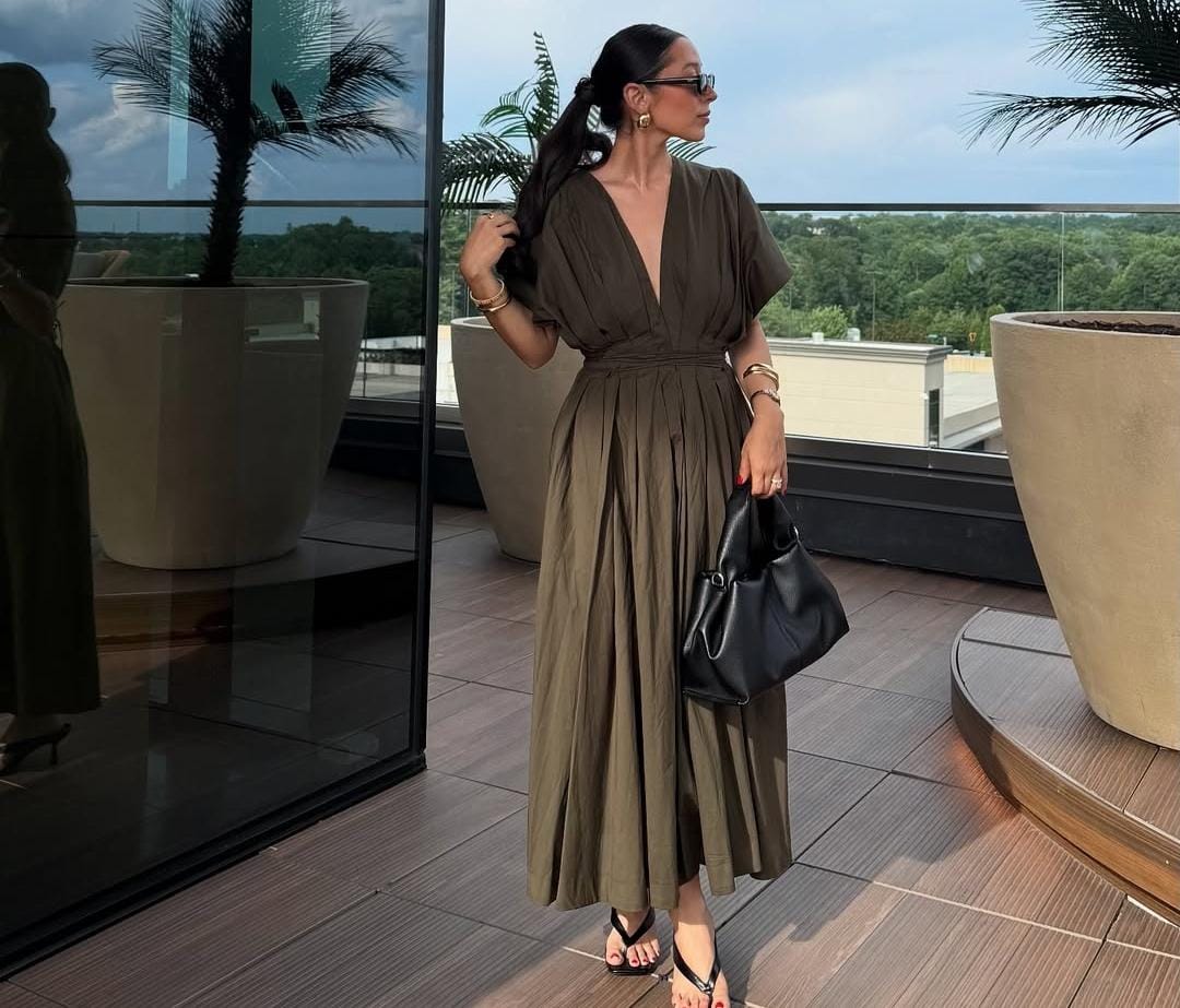 Beautiful V-Neck Long Dress FT293