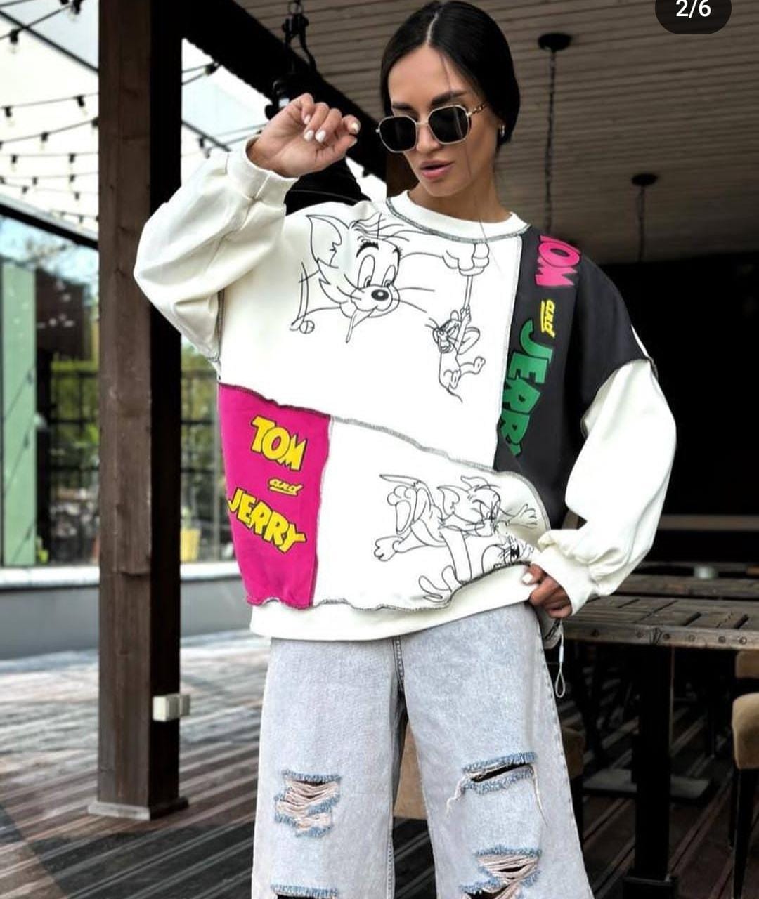 Quirky Sweatshirt FT320
