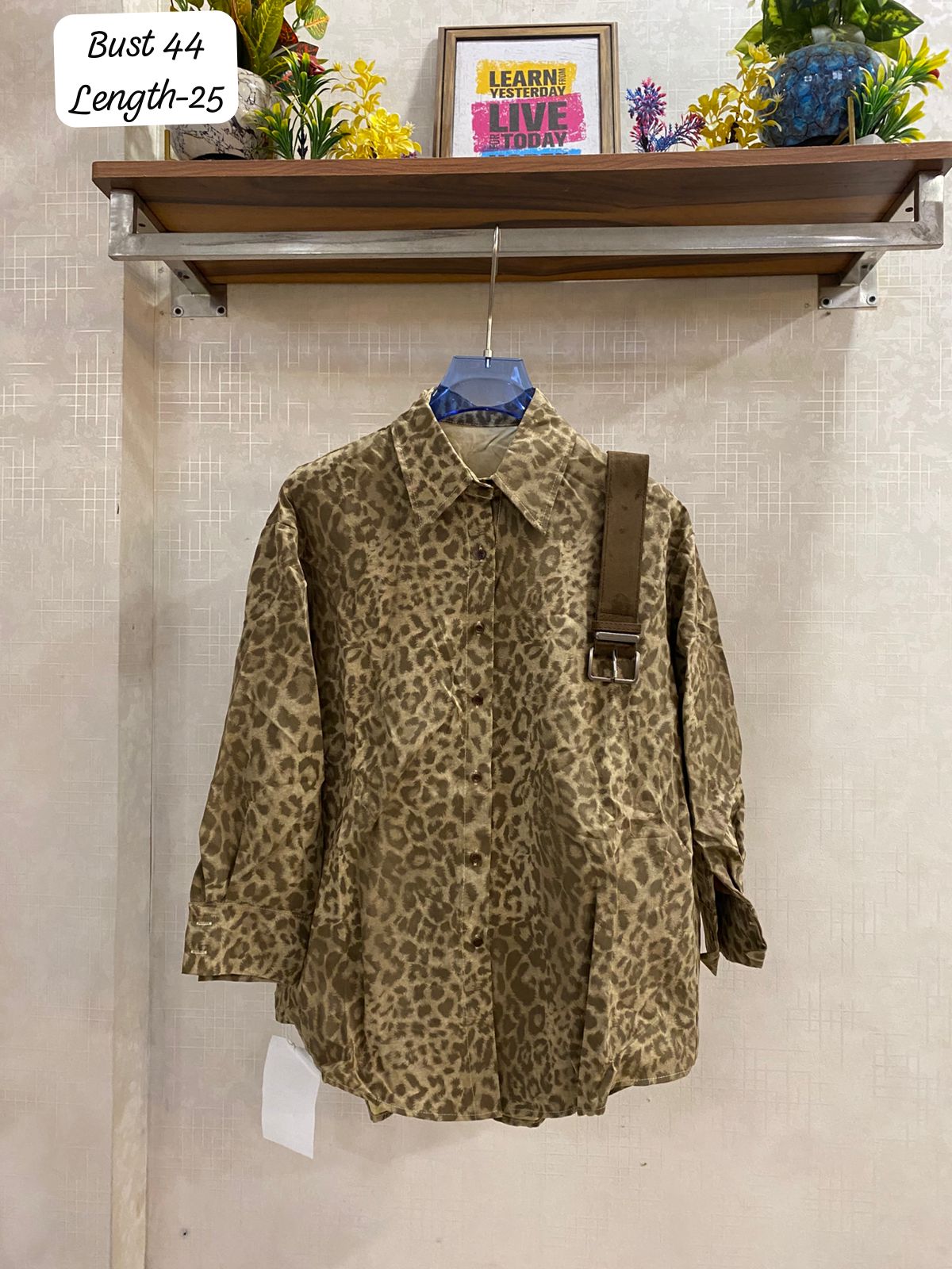 Beautiful Animal Printed Shirt With Belt FT325
