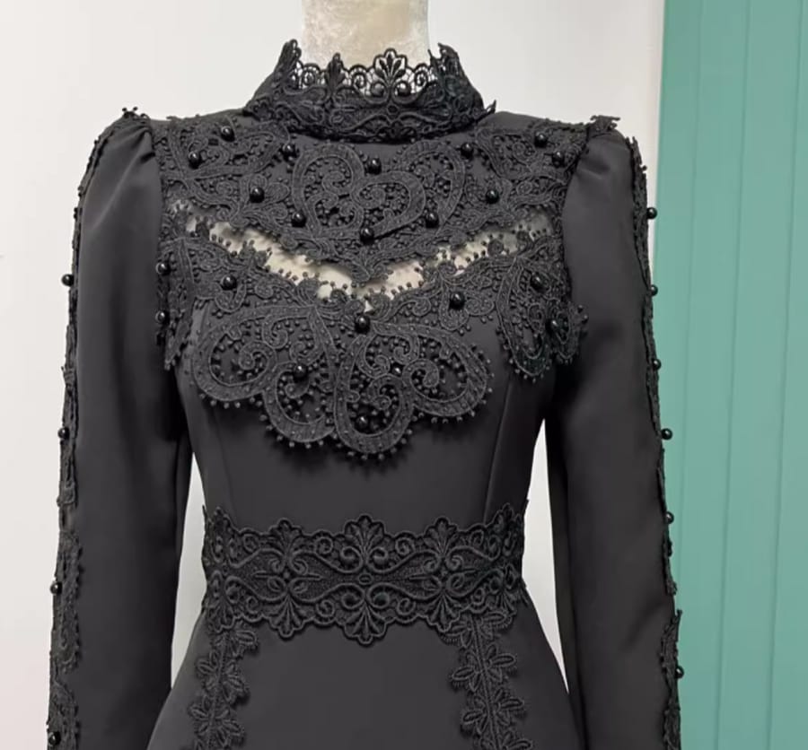 Embellished lace dress FT328
