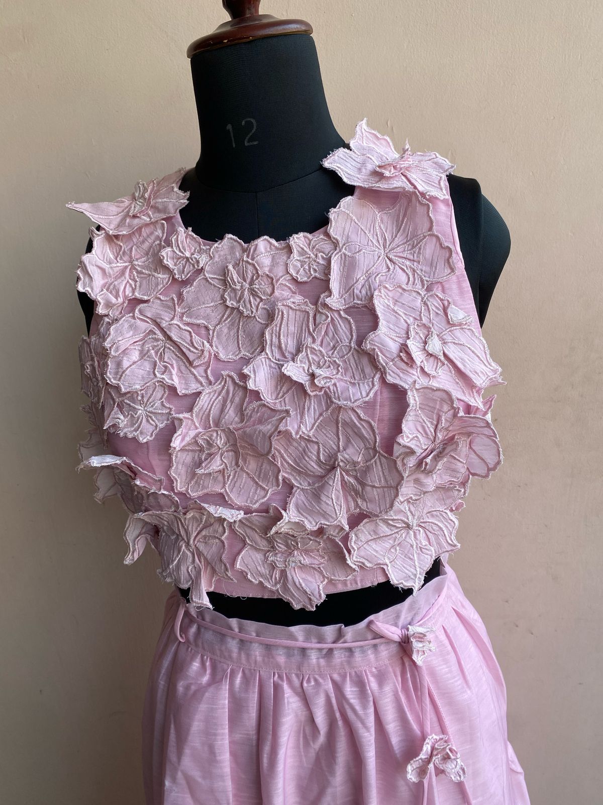 Luxe Collection Textured flower top FT337