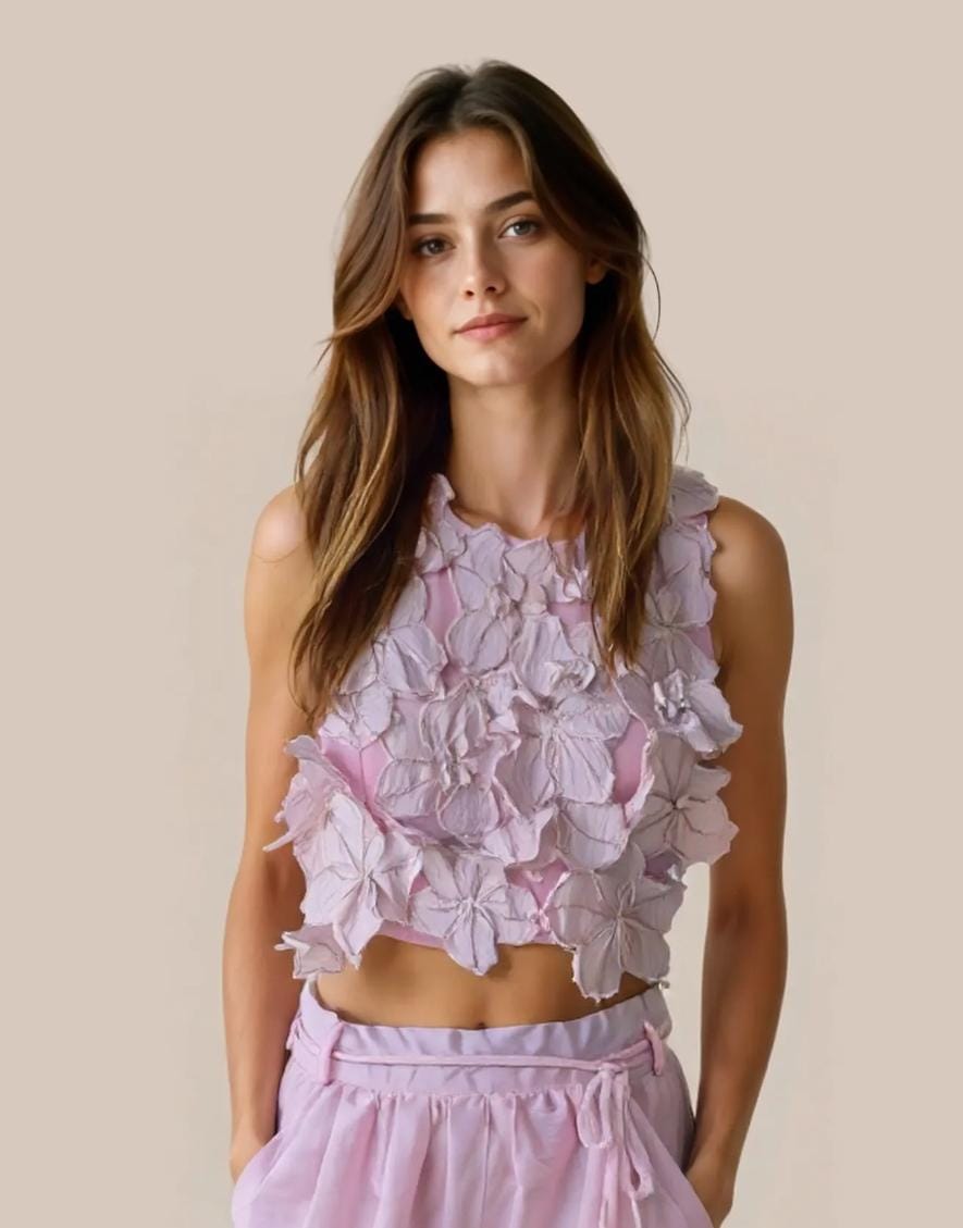 Luxe Collection Textured flower top FT337