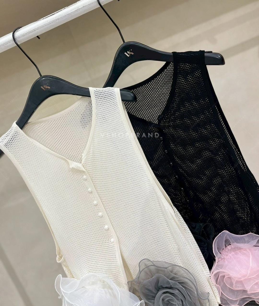 Stunning Top With 3D flower FT364