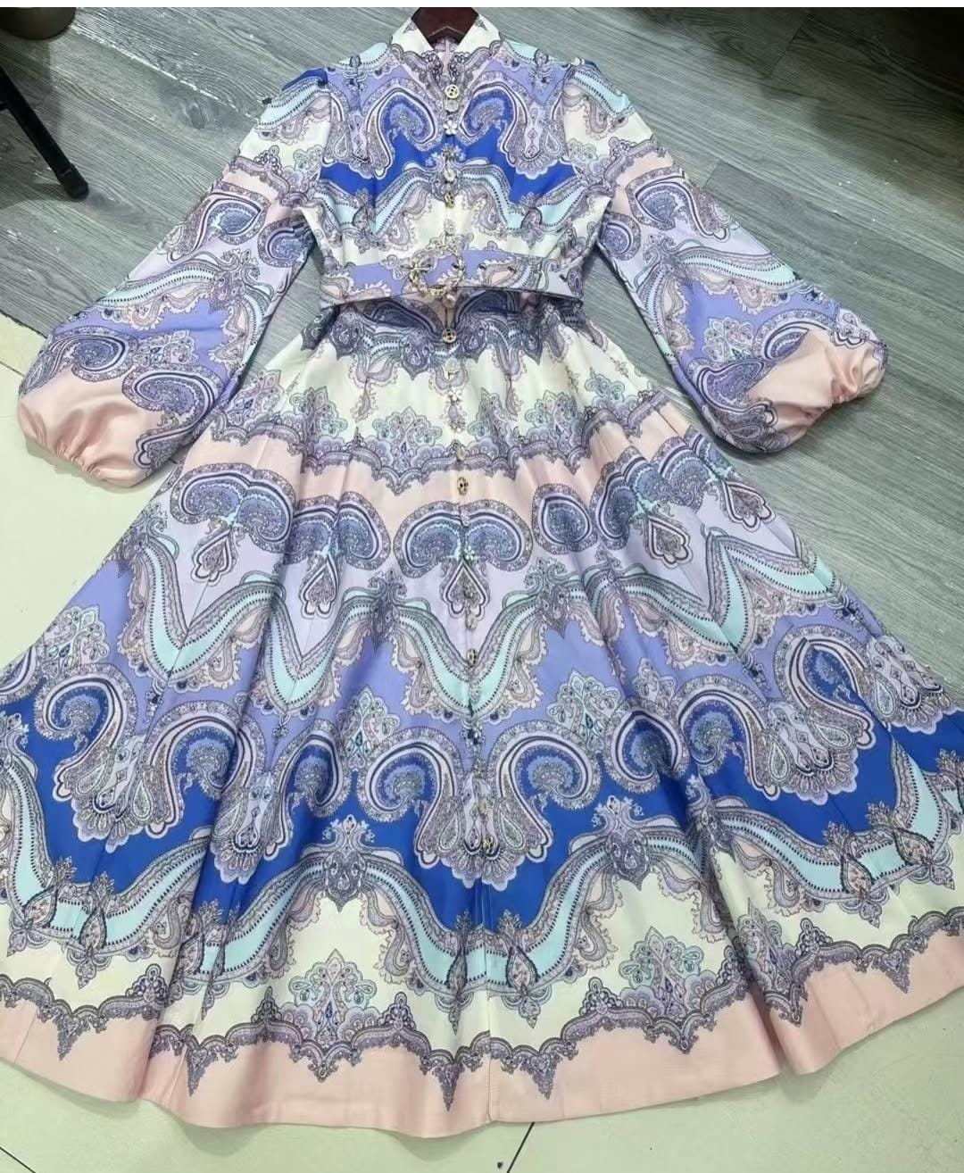 Beautiful Printed Dress With Belt FT366