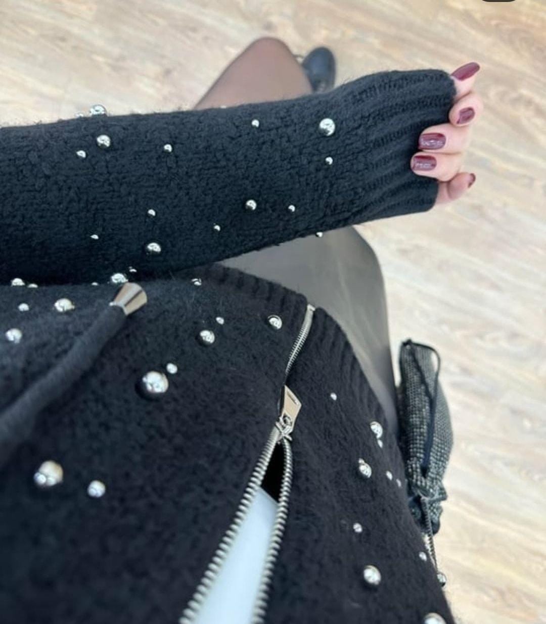 Metal Pearl Woolen Hooded Zipper FT371