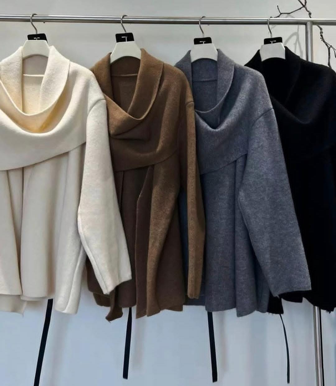 Woolen Cape with Belt FT384