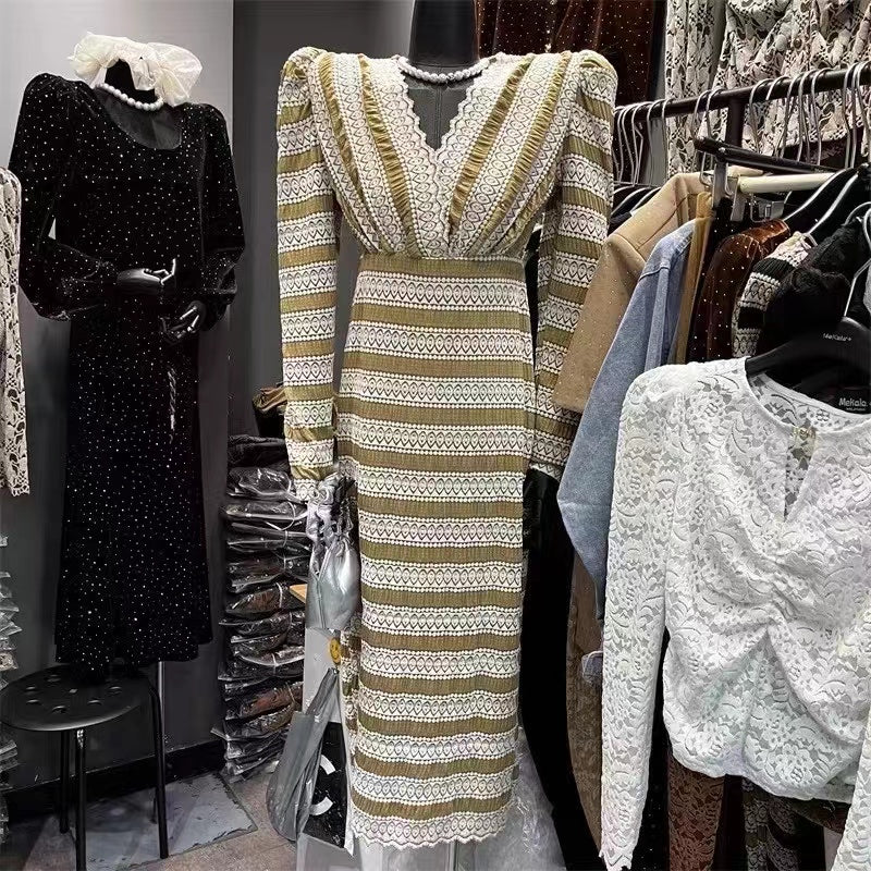 V neck Puff Sleeves Winter Dress FT552