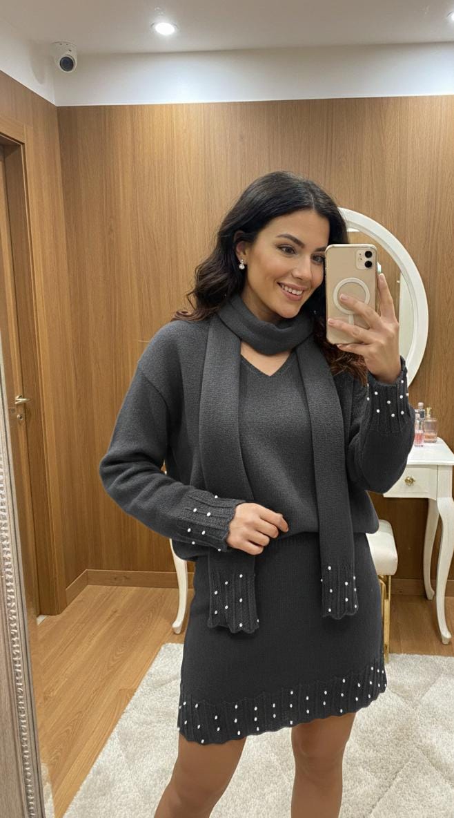 Pearl Skirt Set with Stole FT579