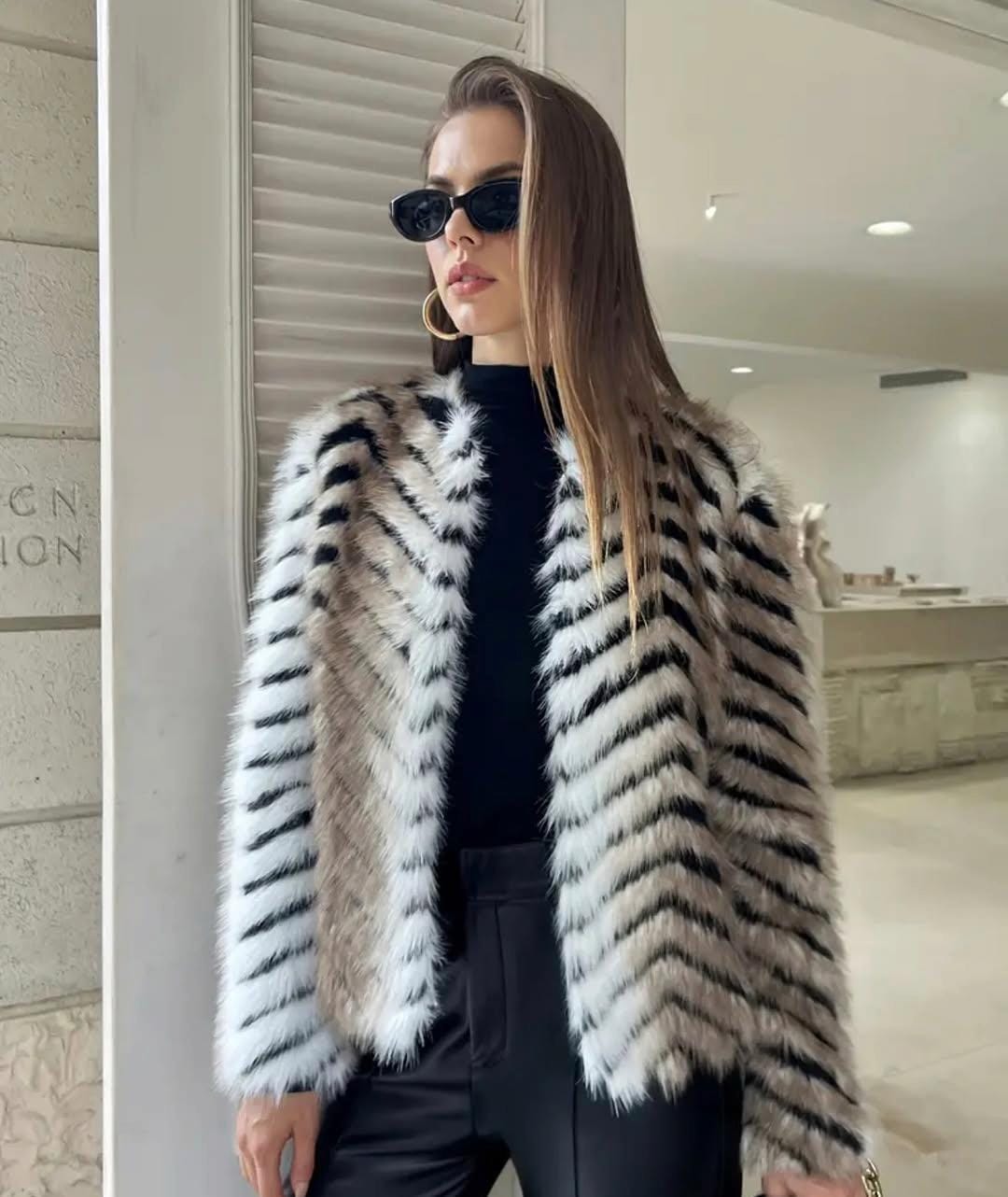 Soft Fur Round Neck Jacket FT584