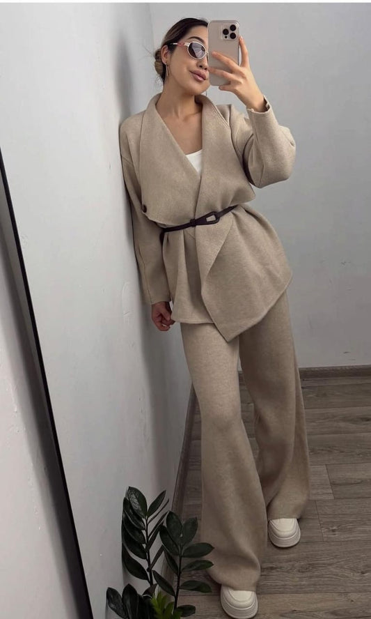 The Draped Cape Woolen Coord Set FT469