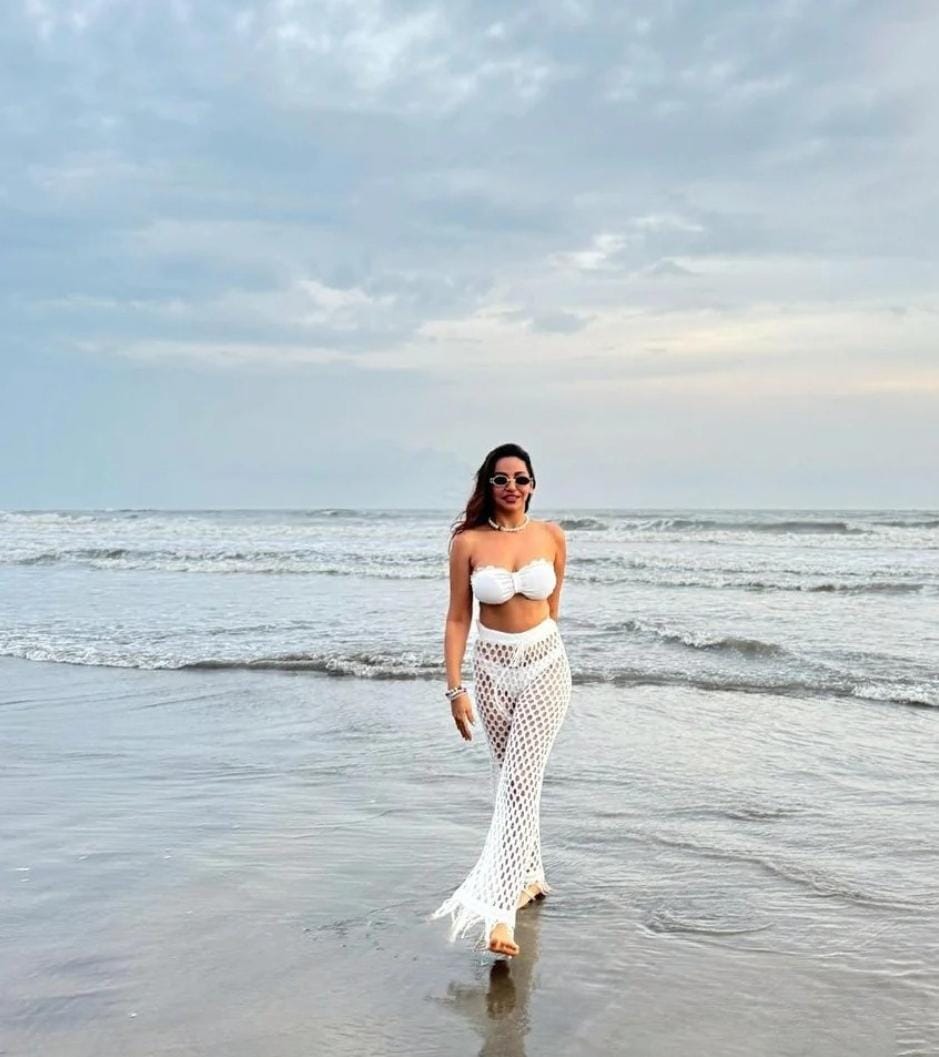 Beachside Crochet Pants with Bandeau Top FT295