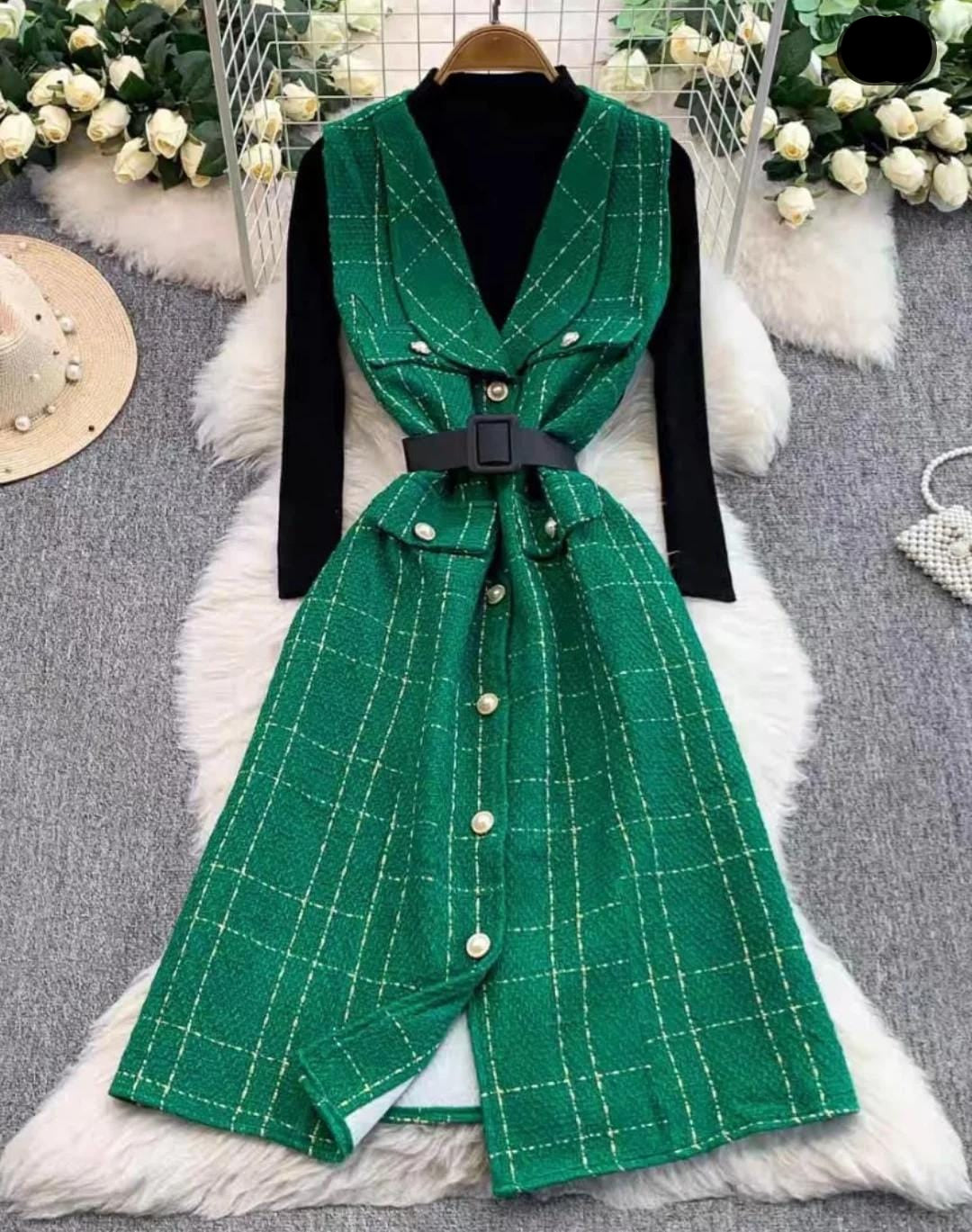 Tweed Textured Dress With Warm Inner and Belt FT404