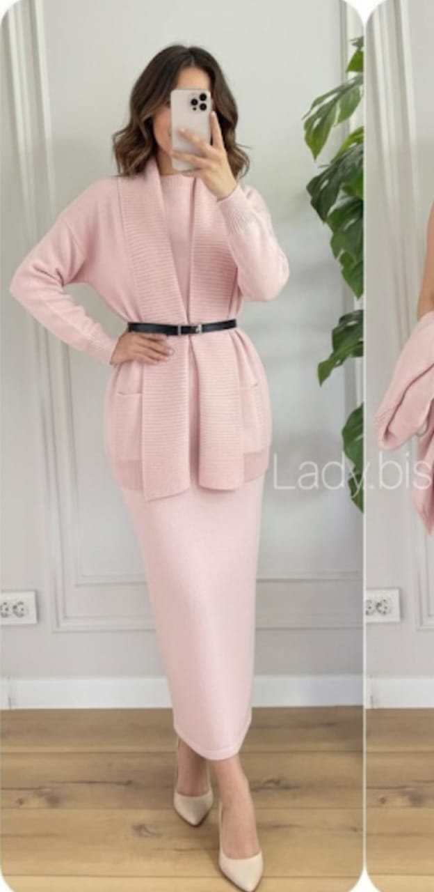 Elegant Woolen Dress with Belt FT454