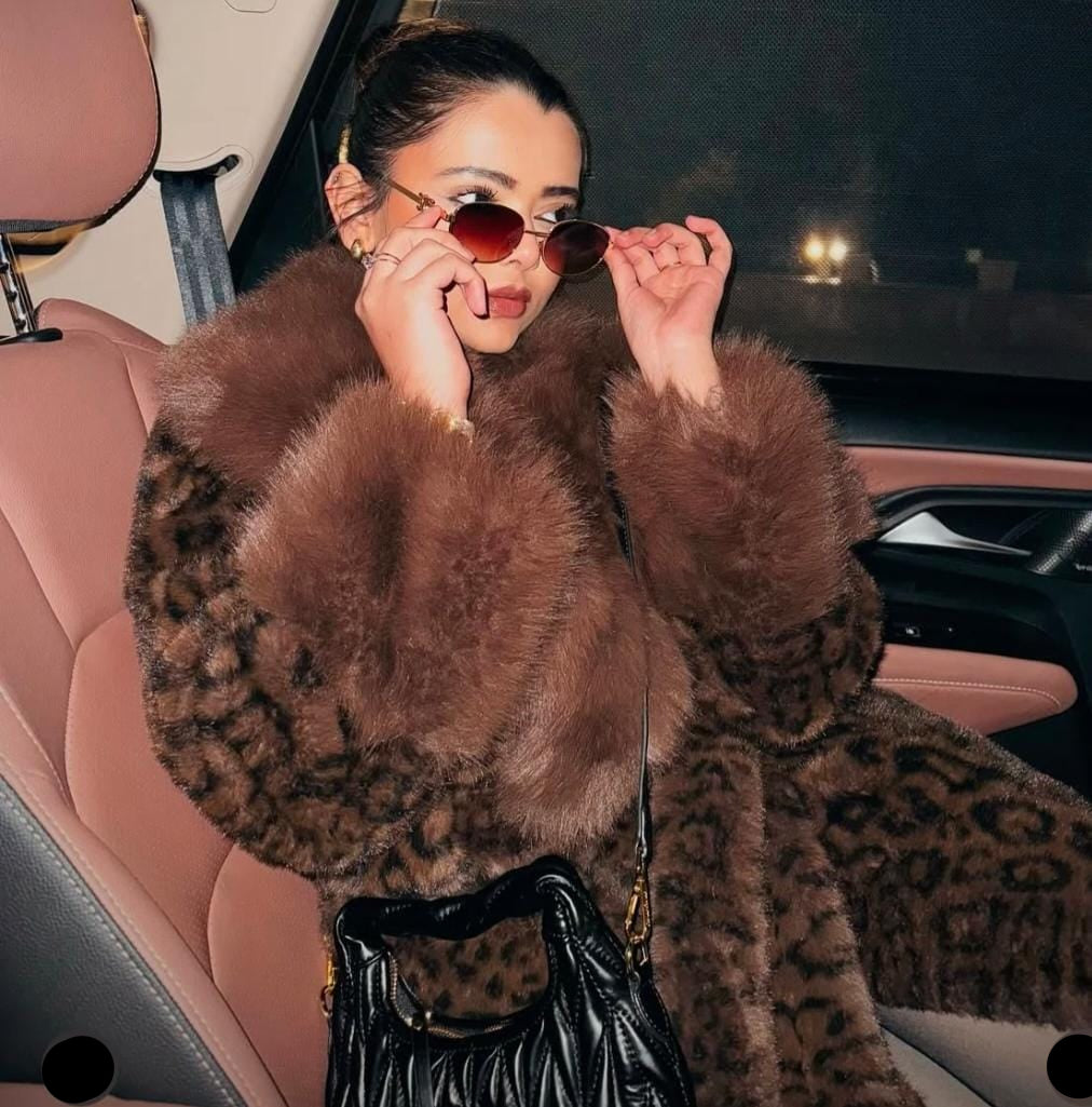 The Royal Plush Fur Coat FT459