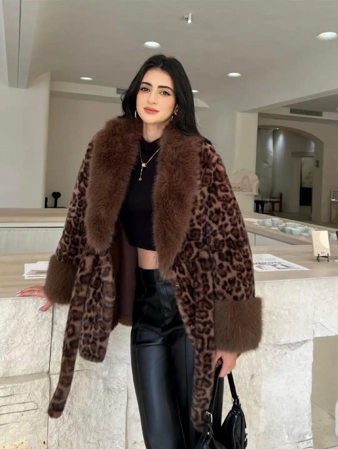 The Royal Plush Fur Coat FT459