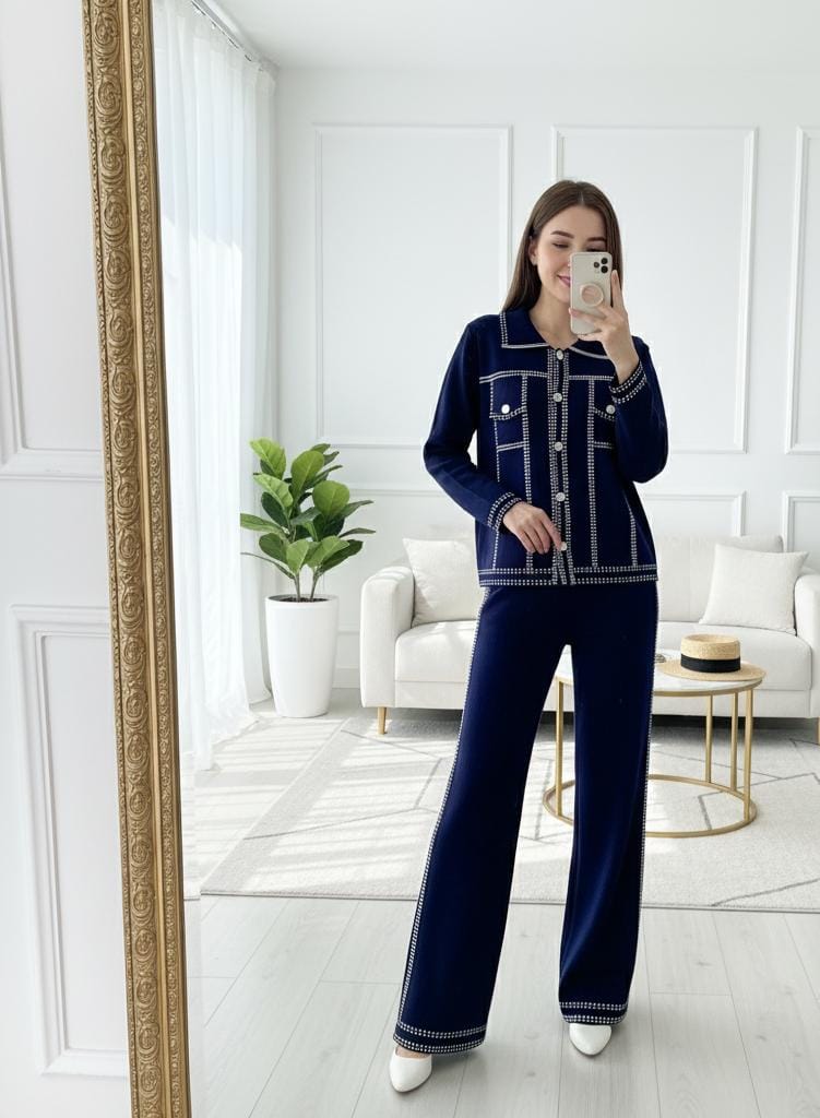 Woolen Buttoned Contrast Stitch Set FT497