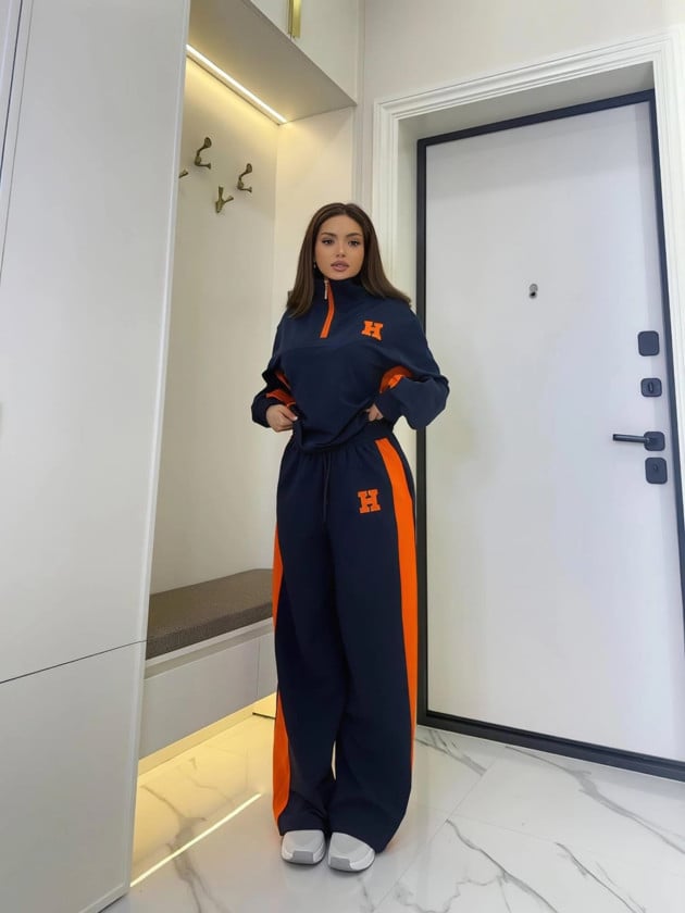 Contrast Stripe Tracksuit FT504