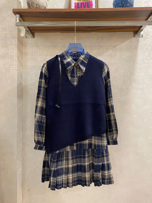 Plaid Winter Dress with Vest FT506