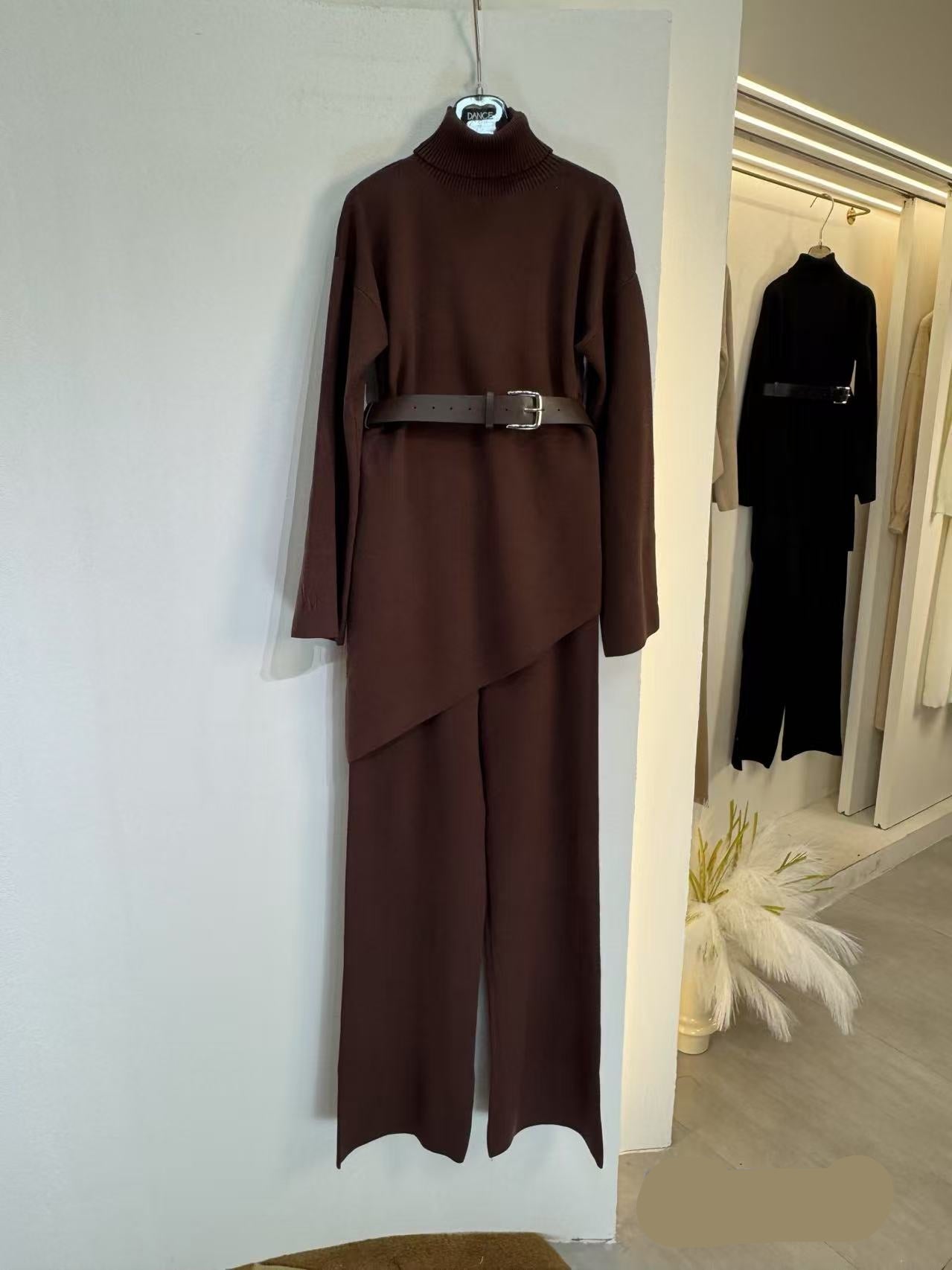 The Asymmetric Heavy Woolen Set FT517