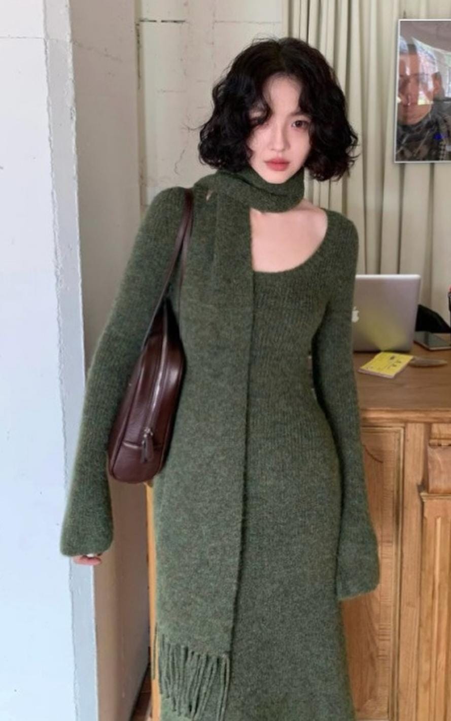 Warm Dress with Mufler FT520