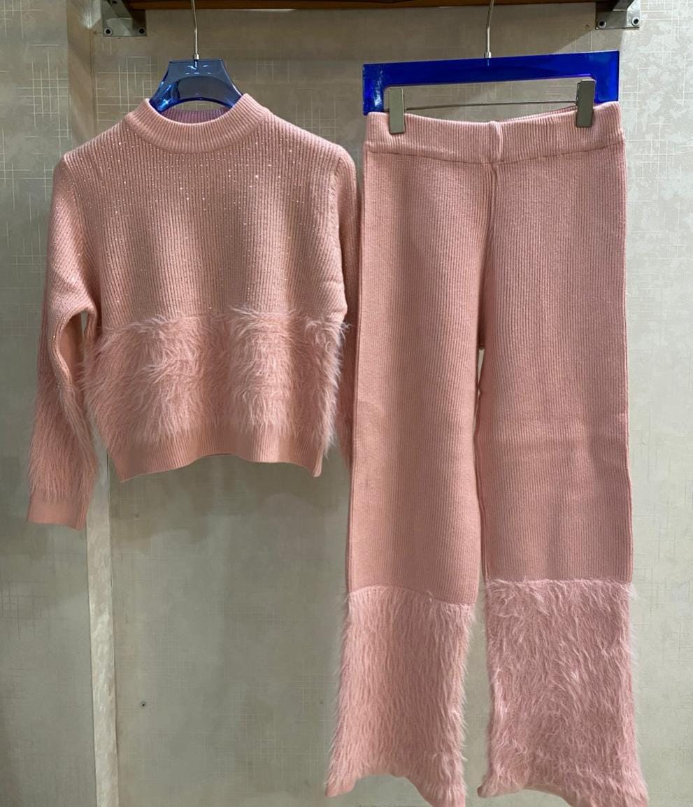 Featherlight Woolen Co-ord Set FT531