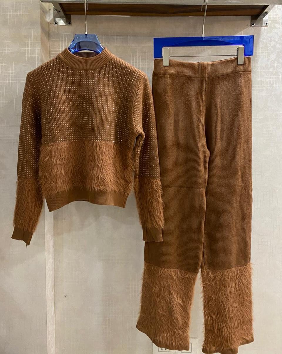 Featherlight Woolen Co-ord Set FT531