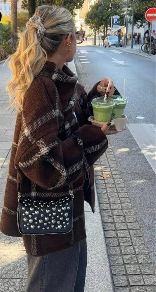 Woolen Coat with Attached Stole FT575