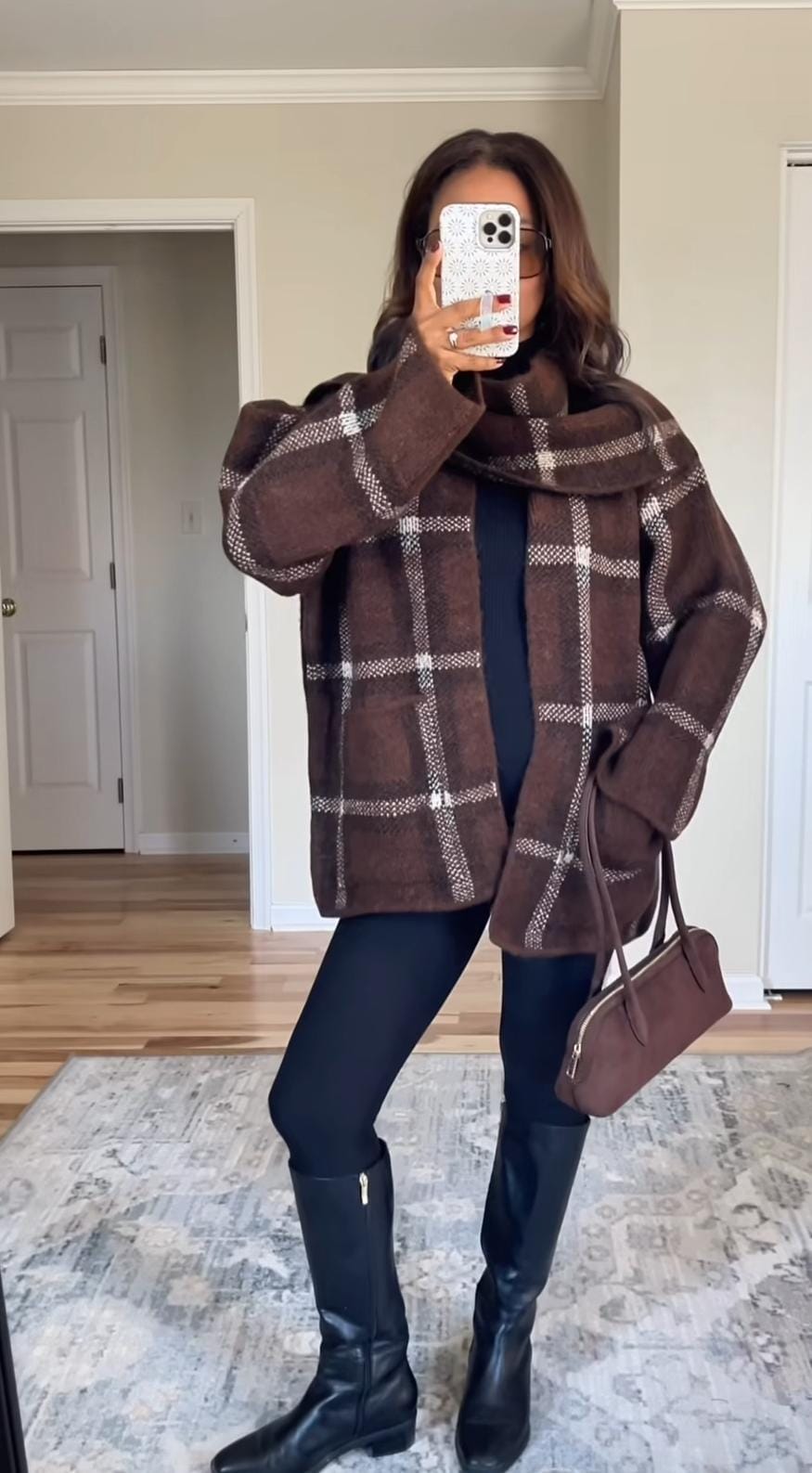 Woolen Coat with Attached Stole FT575