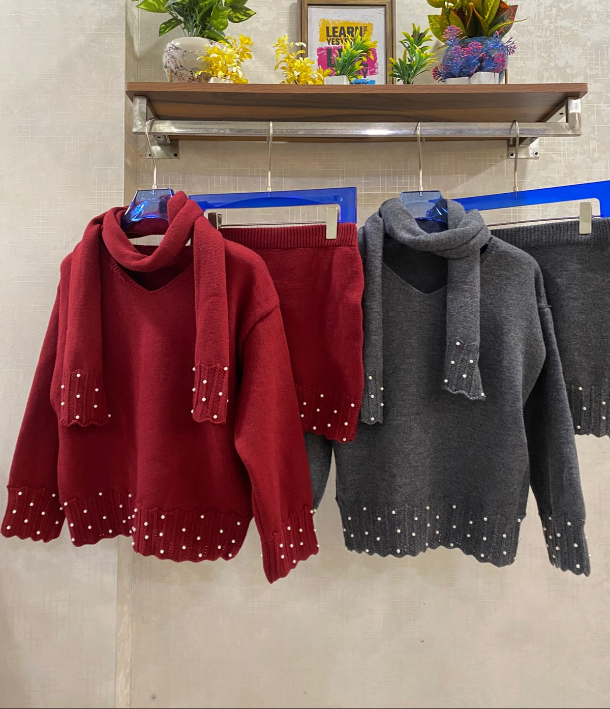 Pearl Skirt Set with Stole FT579