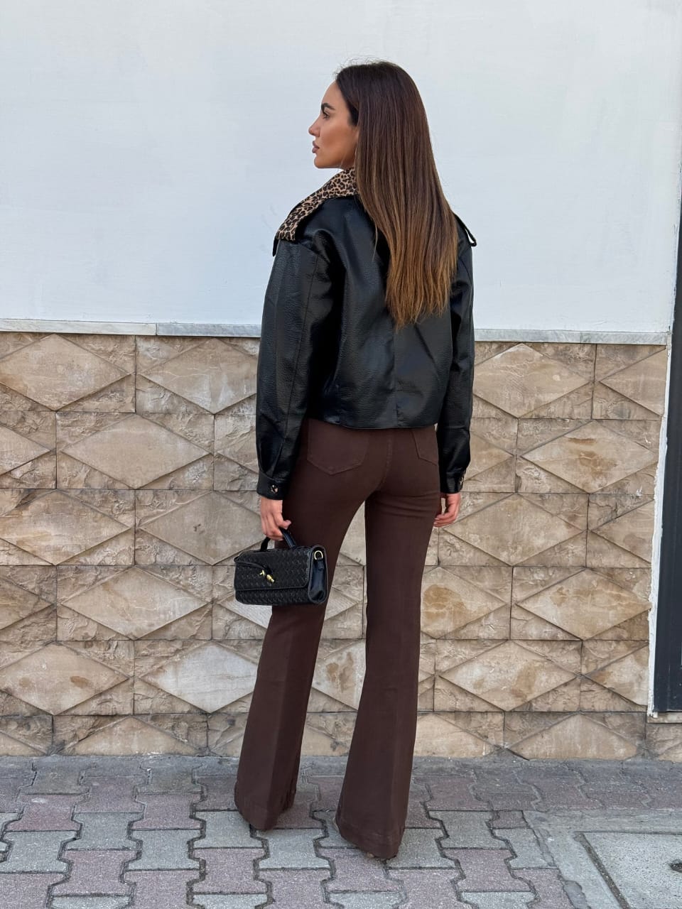 Leather Jacket with Leopard Print Collar FT583