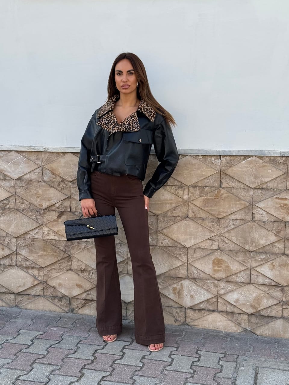 Leather Jacket with Leopard Print Collar FT583