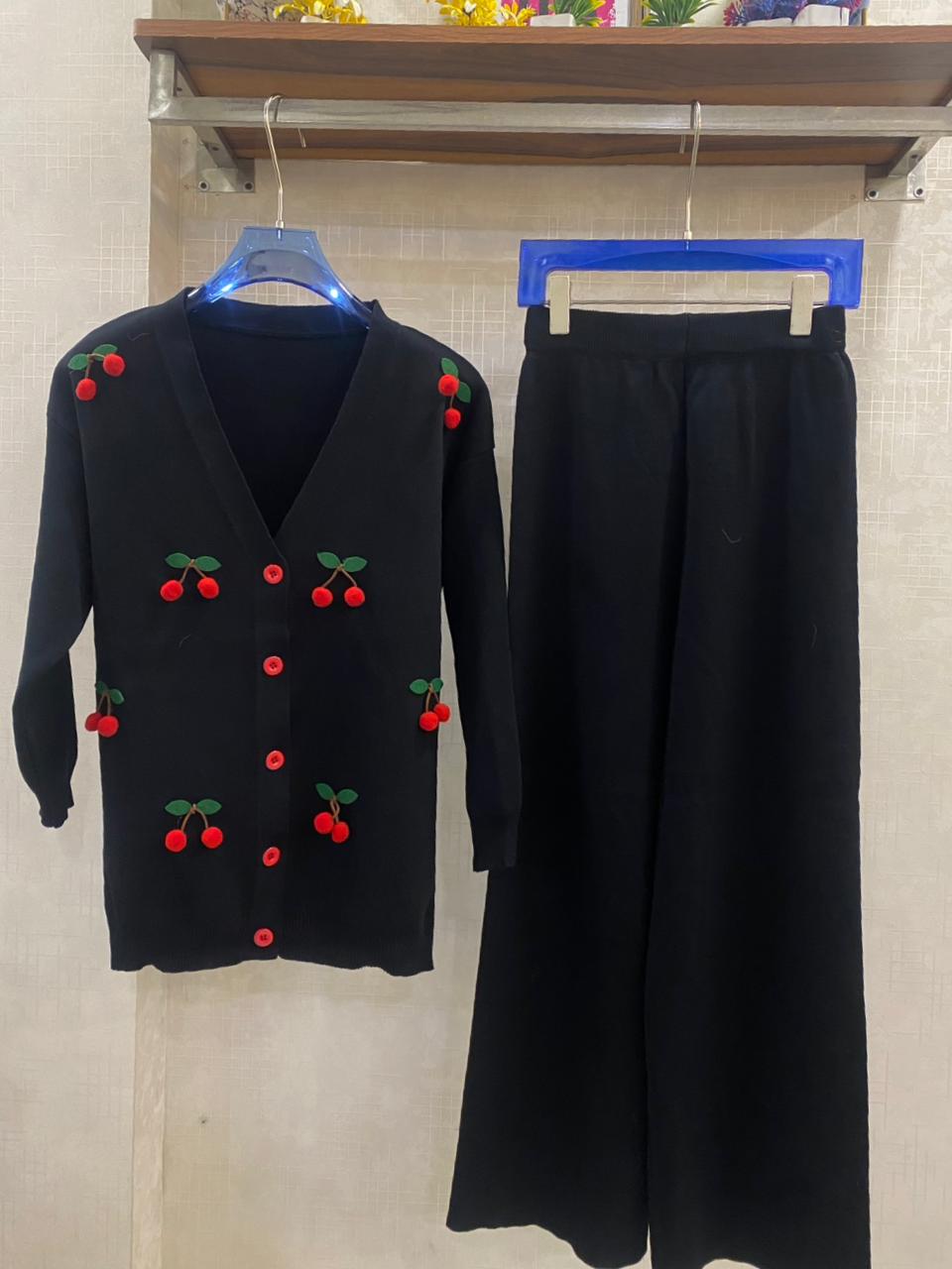 Cherry Woolen Set FT622