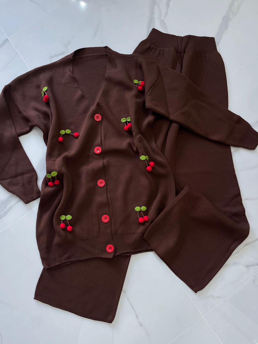 Cherry Woolen Set FT622