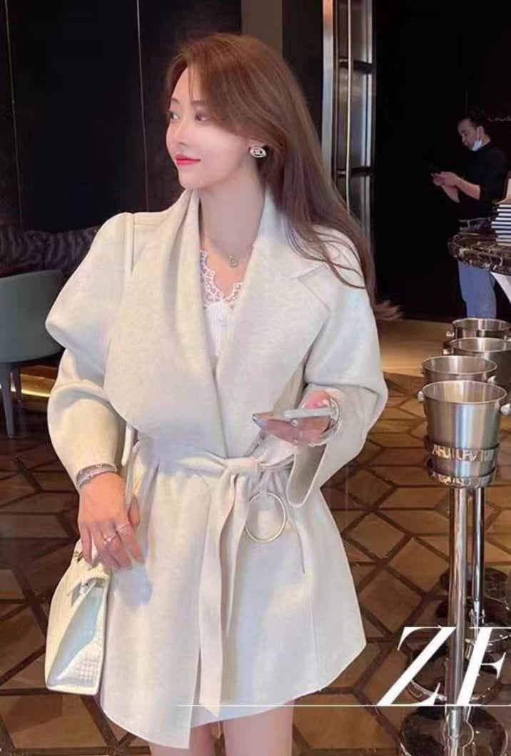 Elegant Belted Blazer FT624