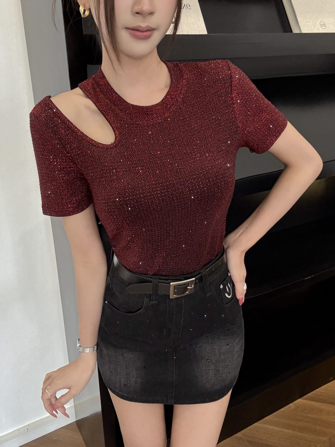 Beautiful Shimmery Top With Cut Work FT867