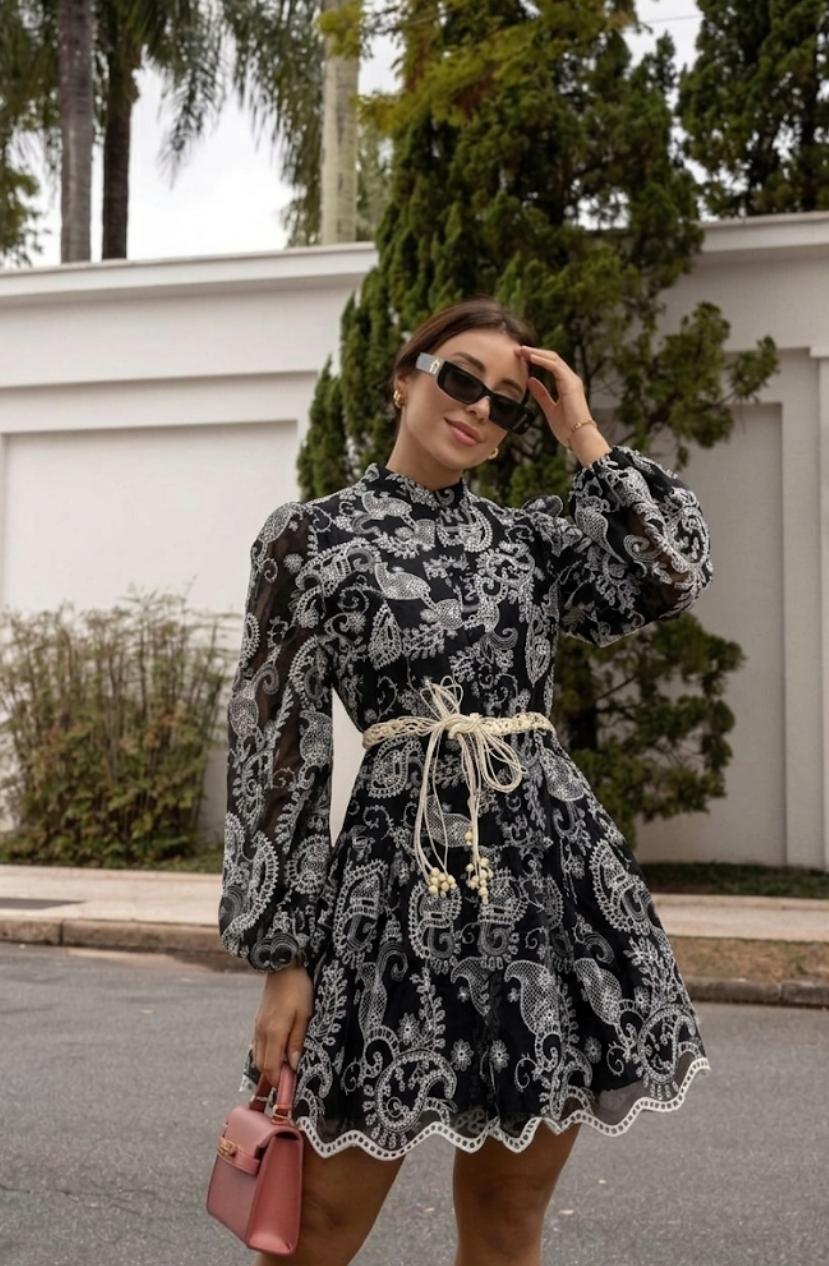 Paisley-Patterned Lace Mini Dress With Long Sleeves With Rope Belt FT746