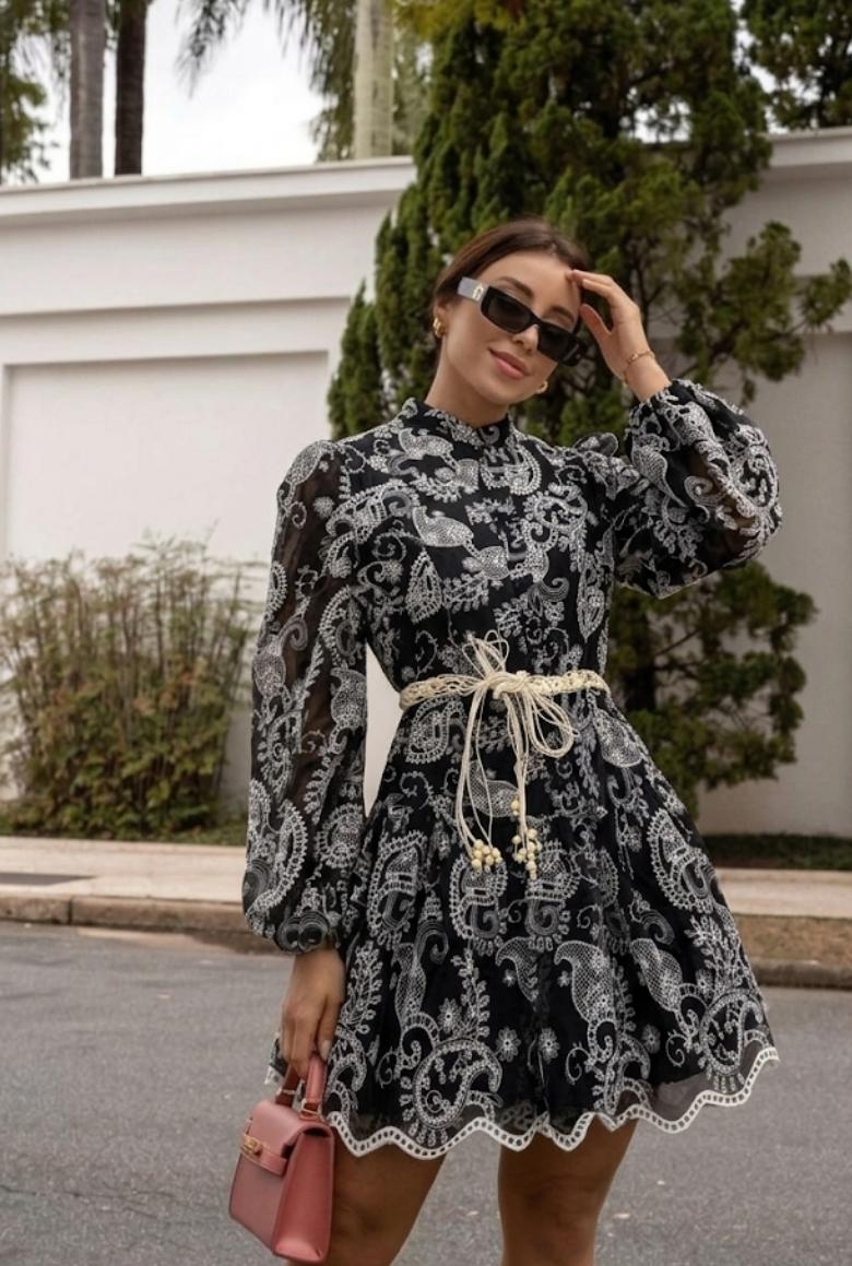 Paisley-Patterned Lace Mini Dress With Long Sleeves With Rope Belt FT746