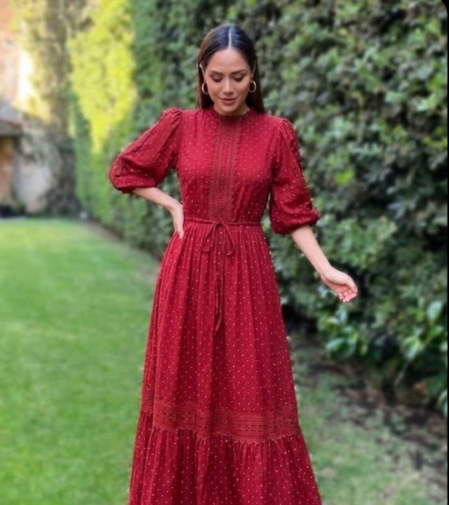 Stunning Lace Detailed Long Dress FT752