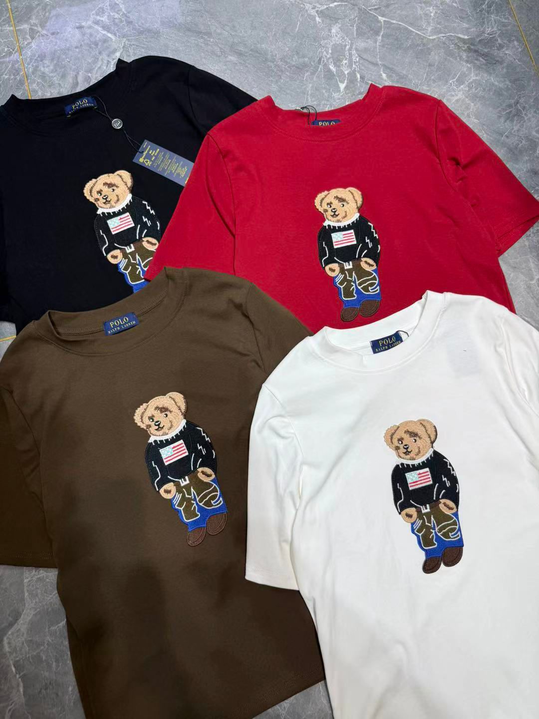 Beautiful Bear Graphic Embroidered T-Shirt FT762