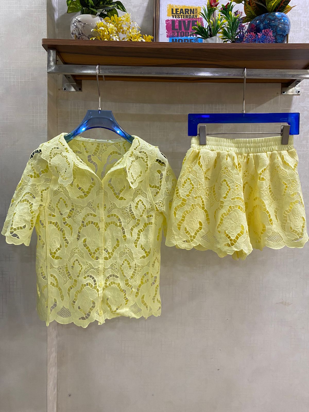 Stunning Lace Detailed Shorts Co-Ord Set FT772